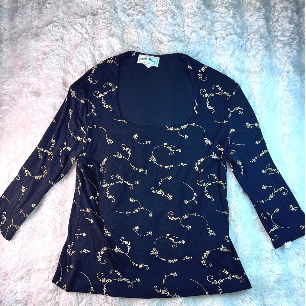 Frazier Lawrence vintage Black Gold Floral Scoop Neck 3/4 Sleeve Top Blous A12